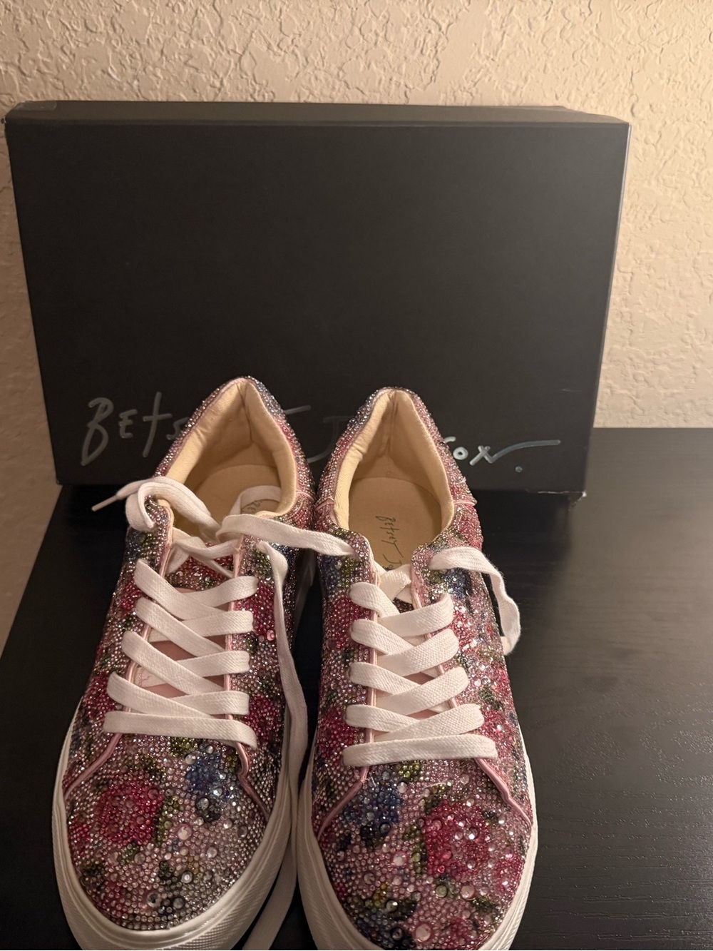 Betsey Johnson Pink Floral Crystal Sneakers-size 10 never worn - Picture 3 of 3
